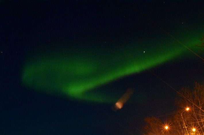 Fire Under Snow 冰岛不自驾