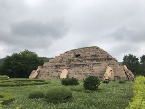 【携程攻略】集安集安洞沟古墓周边住宿,集安洞沟古墓附近酒店预订/价