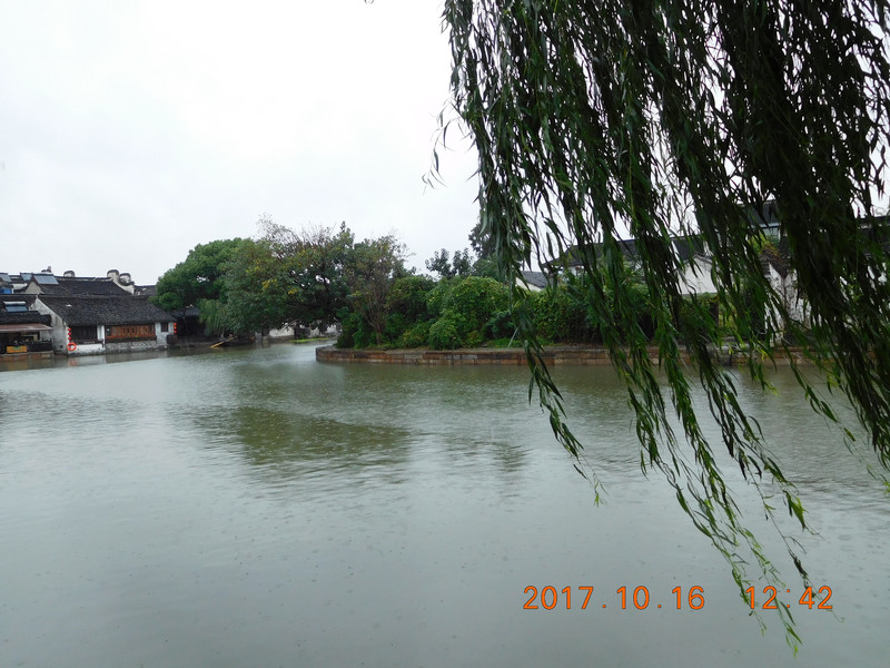 楼阁朦胧细雨中----西塘,乌镇雨中即景