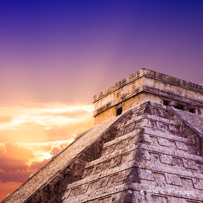 墨西哥墨西哥城独立纪念柱+三种文化广场+太阳金字塔+月亮金字塔一日游