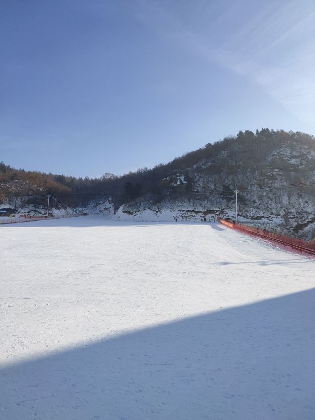 牡丹江中兴村滑雪场图片