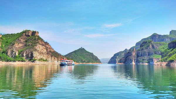 黄河三峡母亲峰