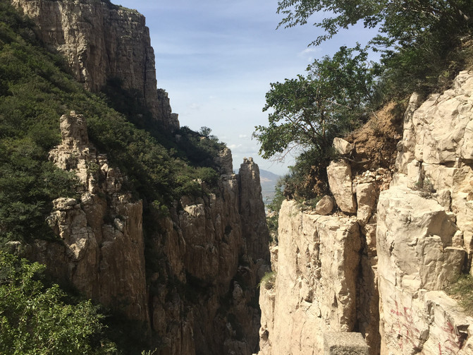 大同云冈石窟讲解游玩攻略 100v080000003599f4D92_C_671_10000_Q90.jpg