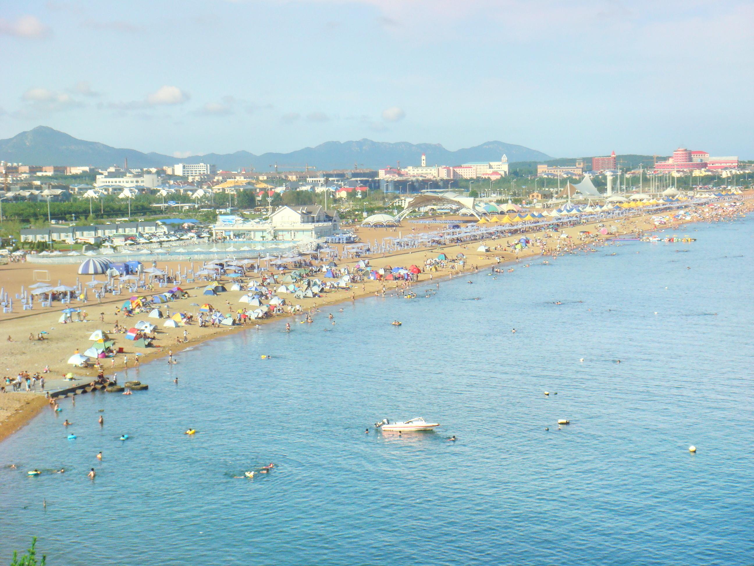 金沙滩浴场赶海