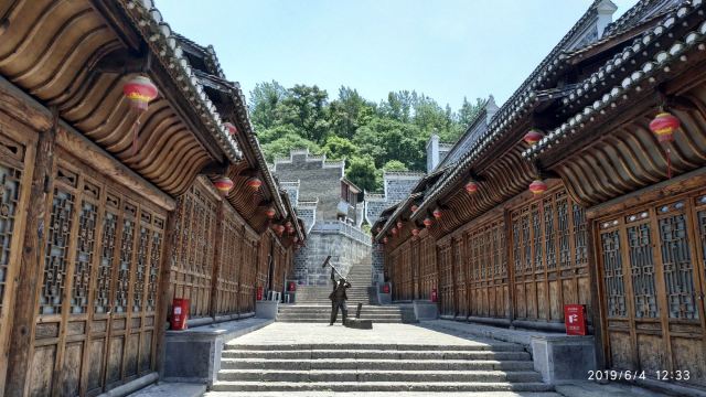 銅仁東山古建築群