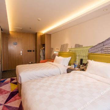 美丽豪酒店(大连高新万达广场店)1-3晚 双人早餐 云水瑶汤泉门票