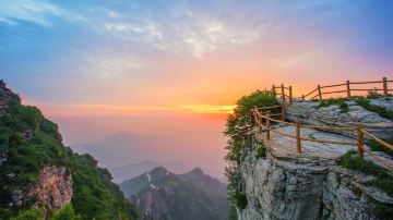 河北  白石山