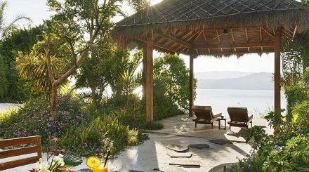 昆明柏联酒店静立于风景如画,山水相依的昆明阳宗海湖畔——阳宗海