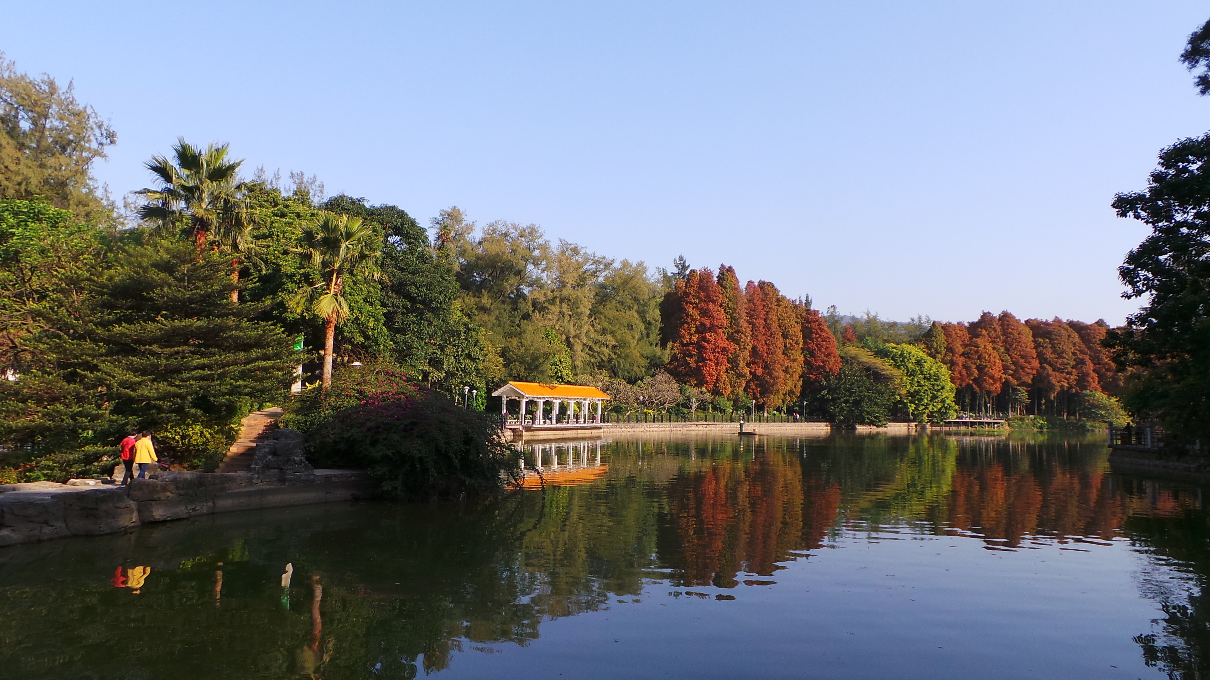 麓湖公園