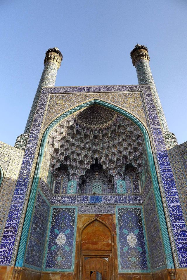 是谁说,见过伊斯法罕的清真寺,再无比它更宏伟的了