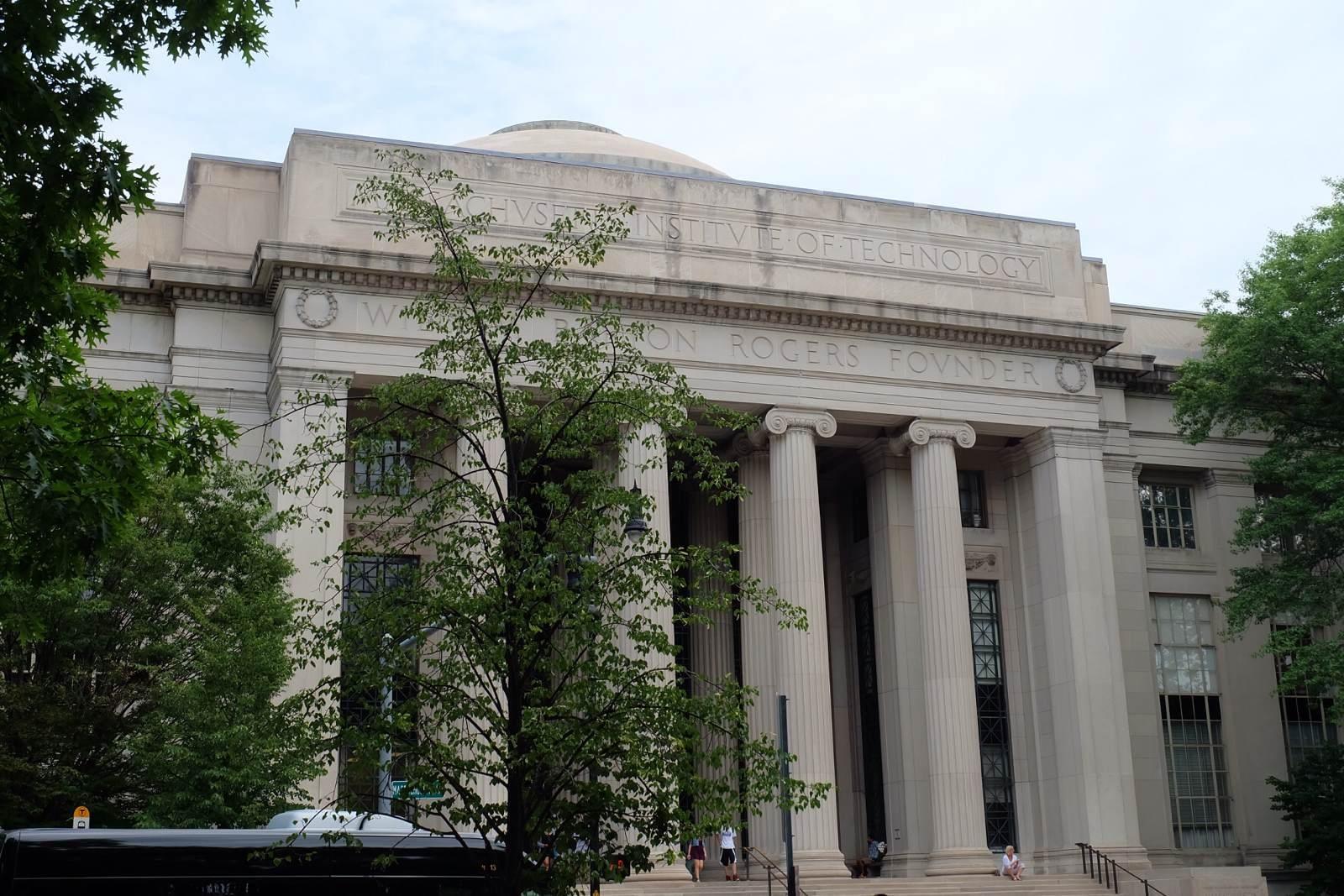 第二站是mit,也就是麻省理工.距离哈佛不远.