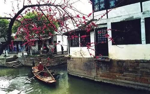 中国最美小镇是哪里 CggYGlYoOOWASfuCAACswOp5N68250_R_600_10000.jpg