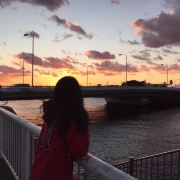 江之岛景点 仙道彰钓鱼的地方就在附近 很喜欢 蓝天白云 海和鸟 远处有富士山 携程攻略