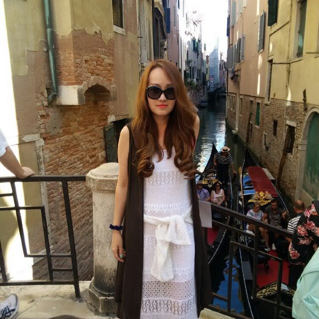 小雨和博士四脚走欧洲