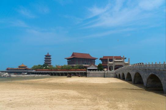 八仙桥,传说中八仙以惩恶扬善,济世救人为己任 八仙过海景区