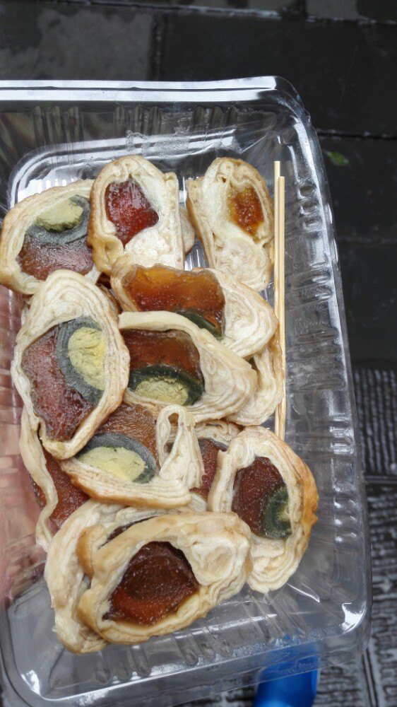 这个鸭肉皮蛋卷,说实话不好吃.