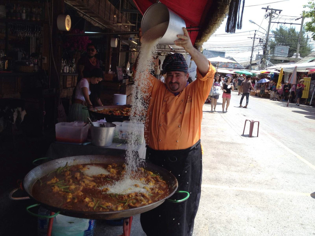 chatuchak—土耳其胖厨师的表演乐趣