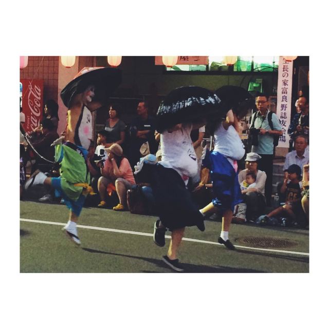 各种款式的肚皮脸 >  富良野