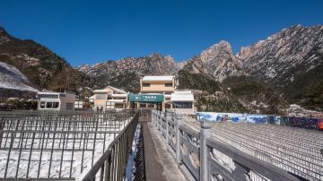 安徽省黄山市——黄山风景区——玉屏索道上行站