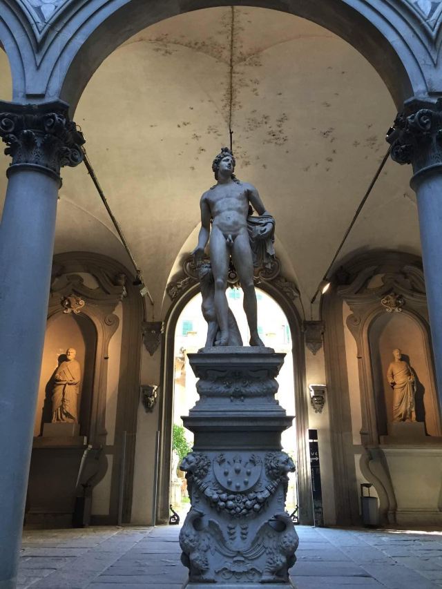 尽情享受亚平宁hairy帅哥的甜言蜜语