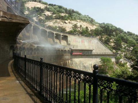 回来的时候九龙潭喷水了