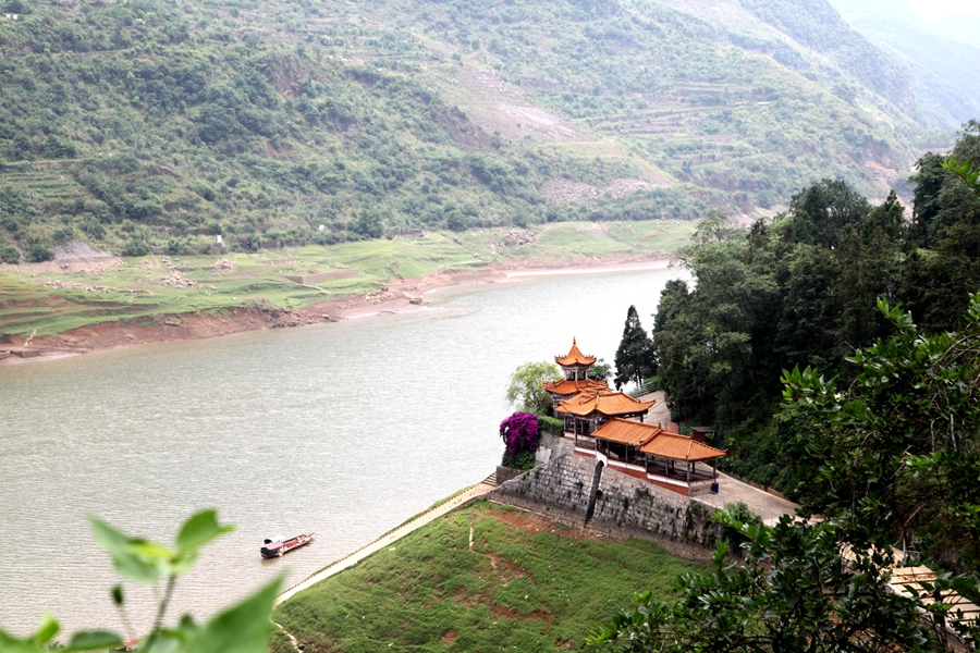 鲁布革小三峡