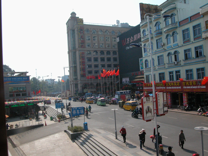 广西东兴有多少人口_广西环江东兴汽车站(3)