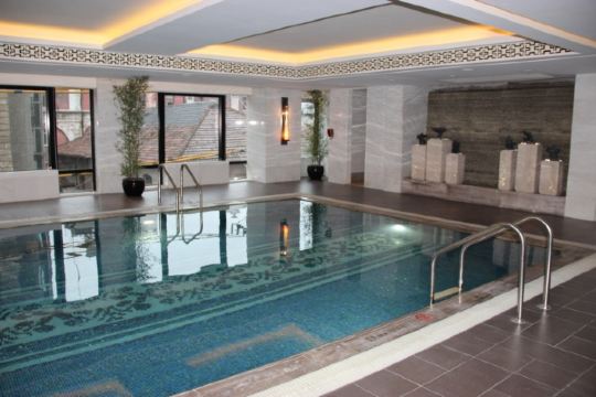 上海 苏州 (入住苏州独墅湖世尊酒店) 上海外滩华尔道夫酒店 由新旧两