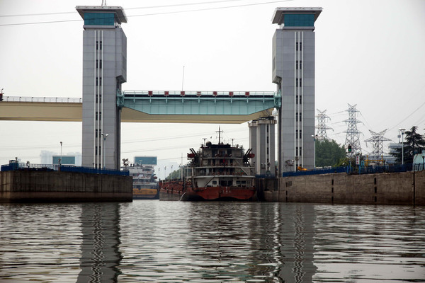 葛洲坝二号船闸