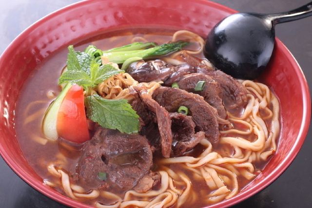 兰州牛肉面视频90年代 10abef6e4d7a43a0ab443e1194c074f3_C_640_10000.jpg